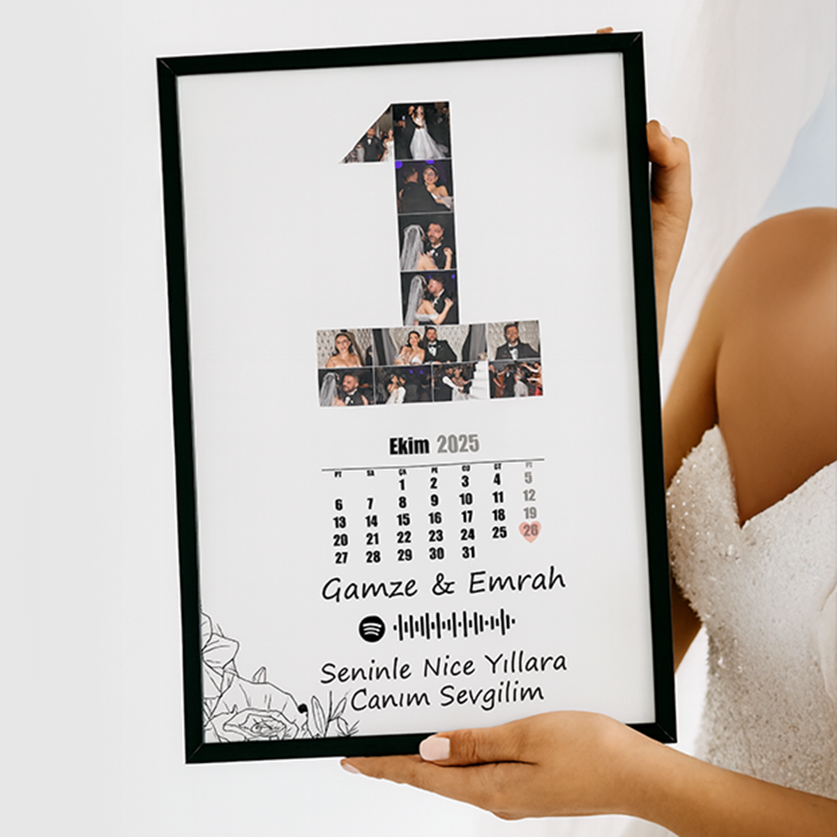 Kişiye Özel Spotify Kodlu 12 Fotoğraflı Kolaj Çerçeve 29x39